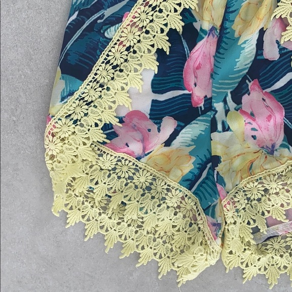 FLORAL ROMPER - Picture 5 of 9